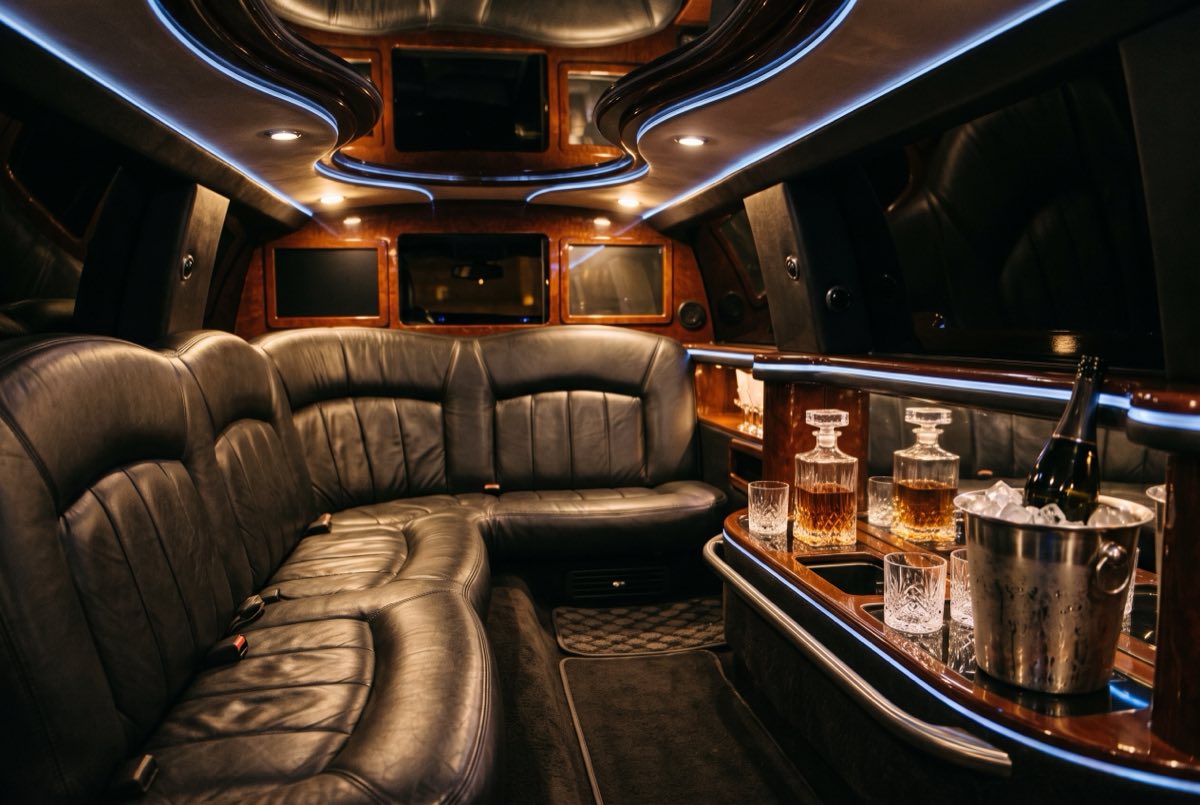 Lincoln Town Car, Executive Stretch